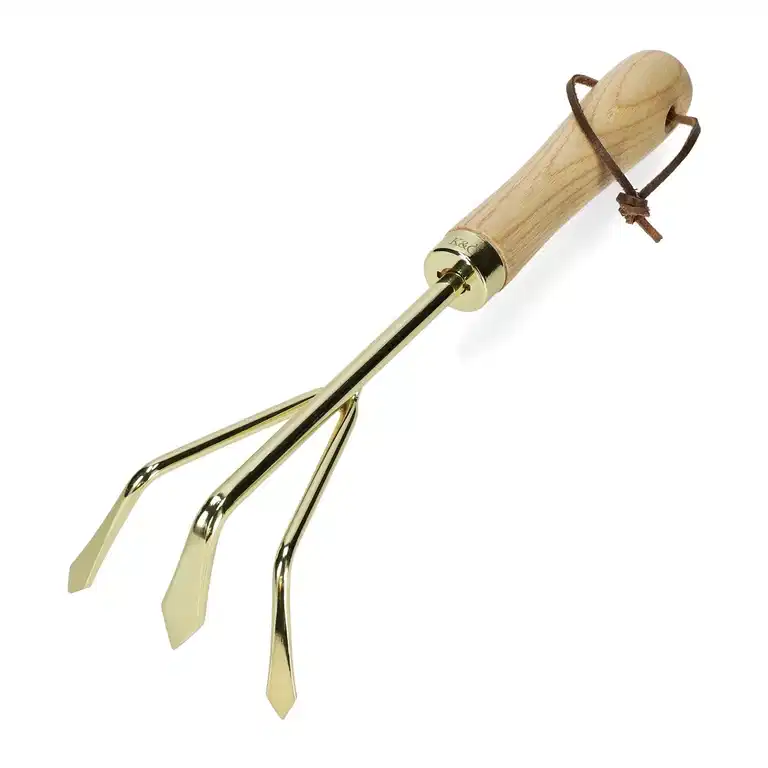 Cultivator