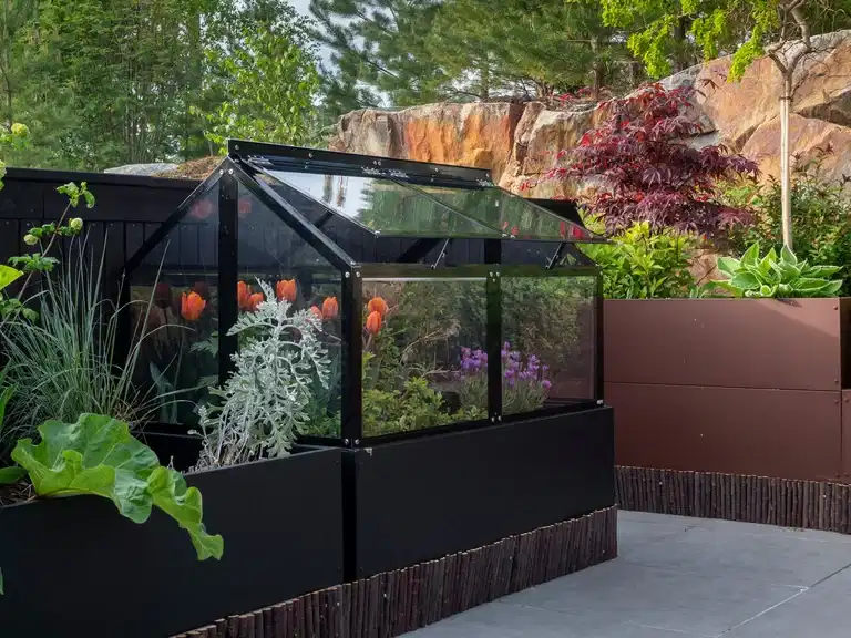 Norgarden Green House Black