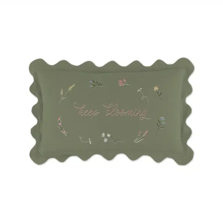 Cushion Keep blooming 