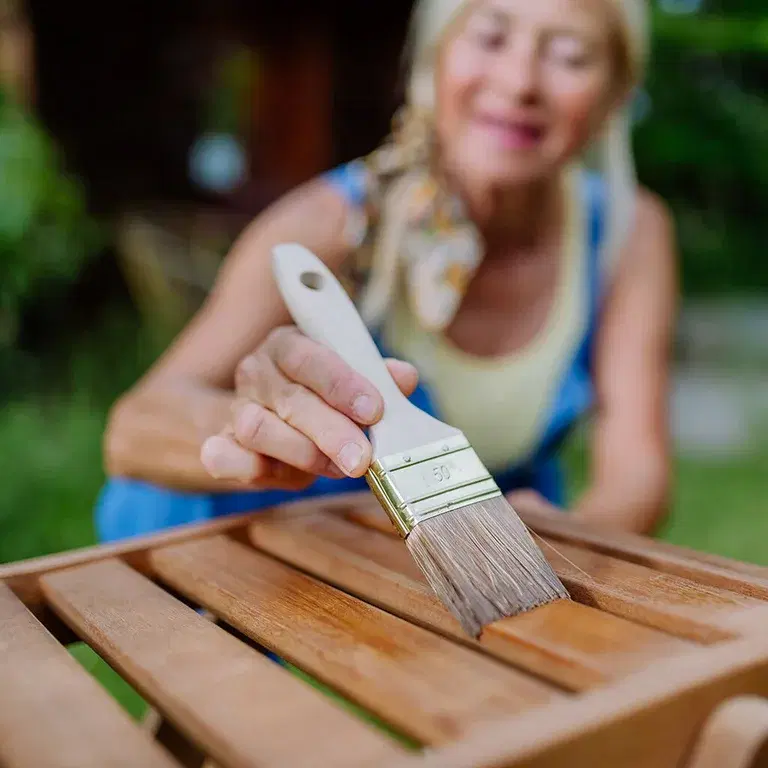 Slik tar du vare på hagemøblene