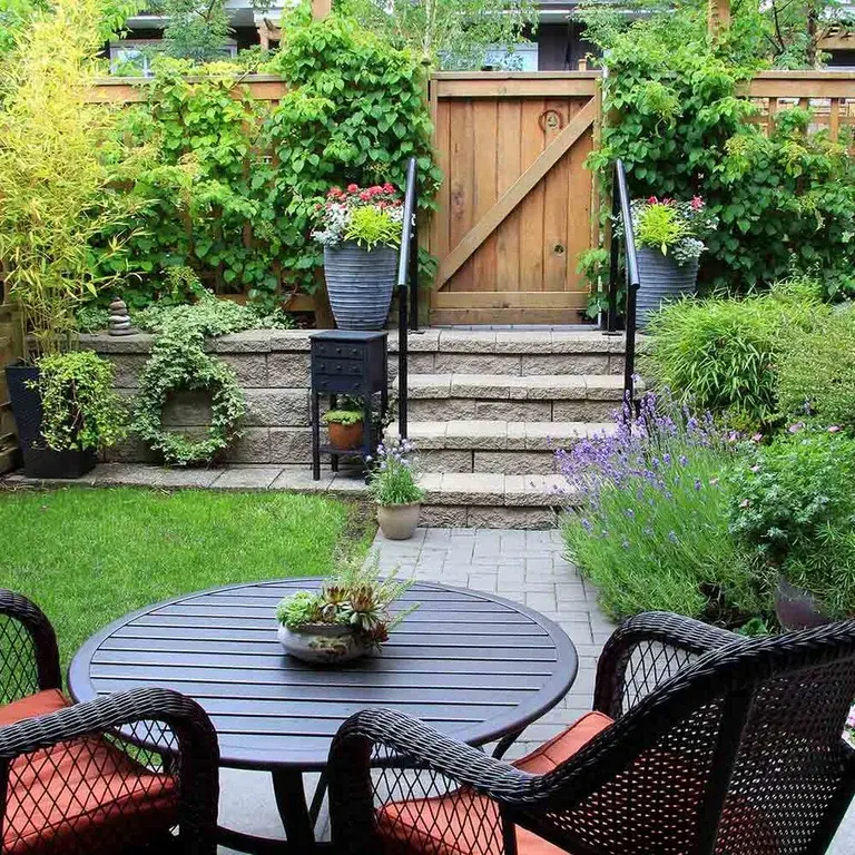 The small garden – tips and guidance