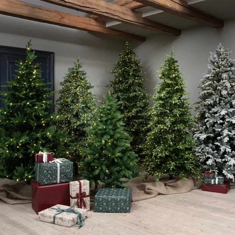 Slik velger du riktig kunstig juletre