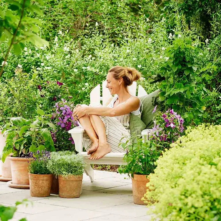 How to maintain garden bliss throughout the summer season