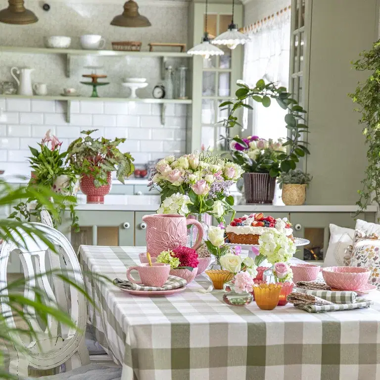 ROMANTISK STIL - detaljrik og drømmende