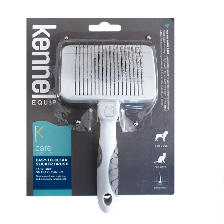 Kennel Equip Care Easy-to-clean slicker brush S
