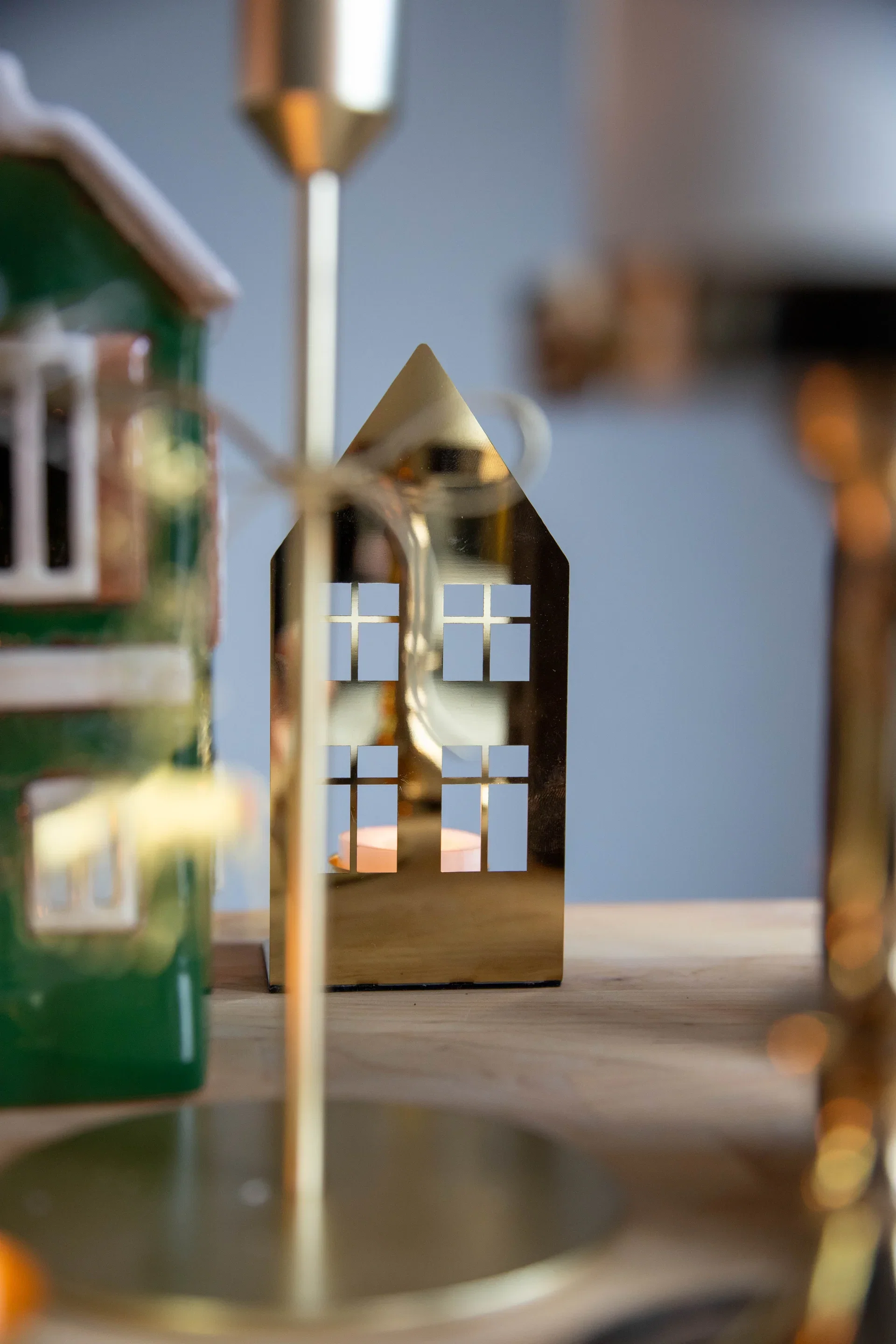 Telysholder Residence