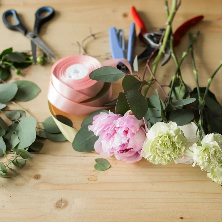 Bind din egen blomsterbukett – lær deg spiralteknikken 