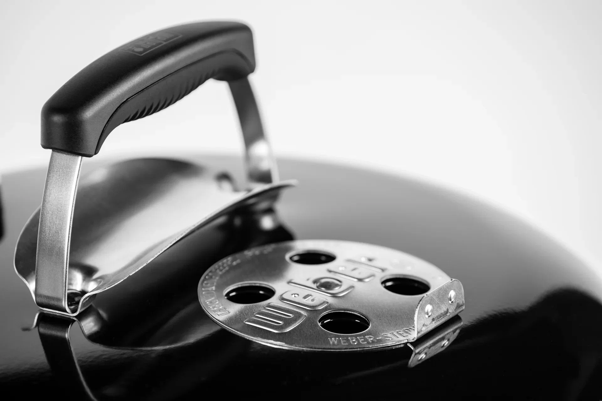 Charcoal Grill Kettle E-5710