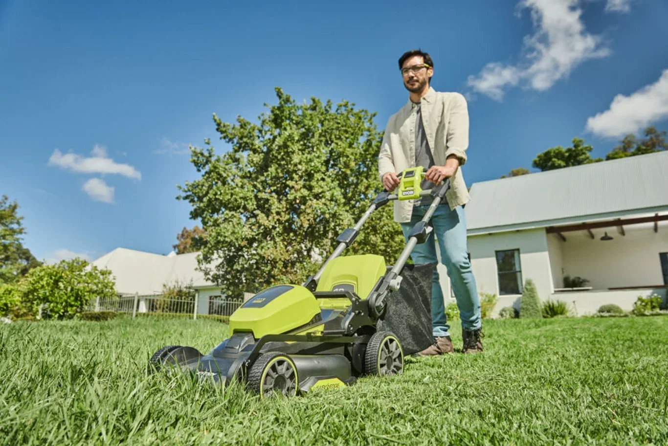 Lawnmower RY36LM40A-140