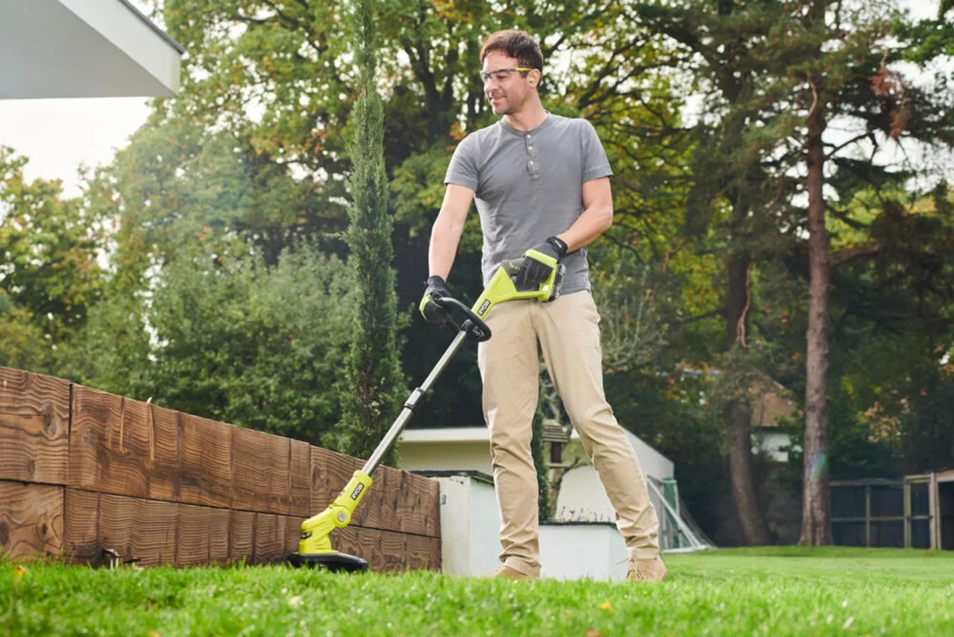 Lawnmower/trim RY18LMC30A-0